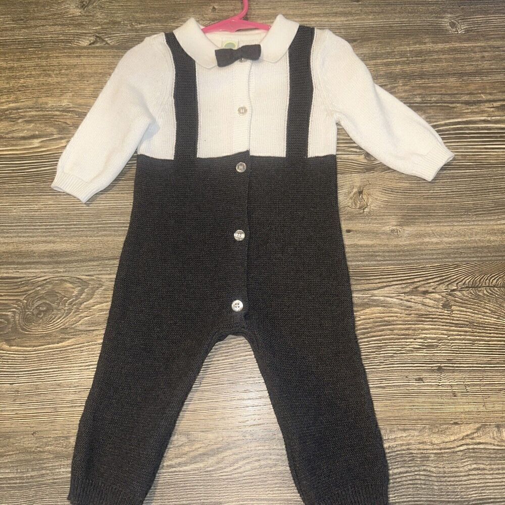 Boys Little Me NWT 1pc Velour Bow Tie Outfit 9 Month. NWT. 5